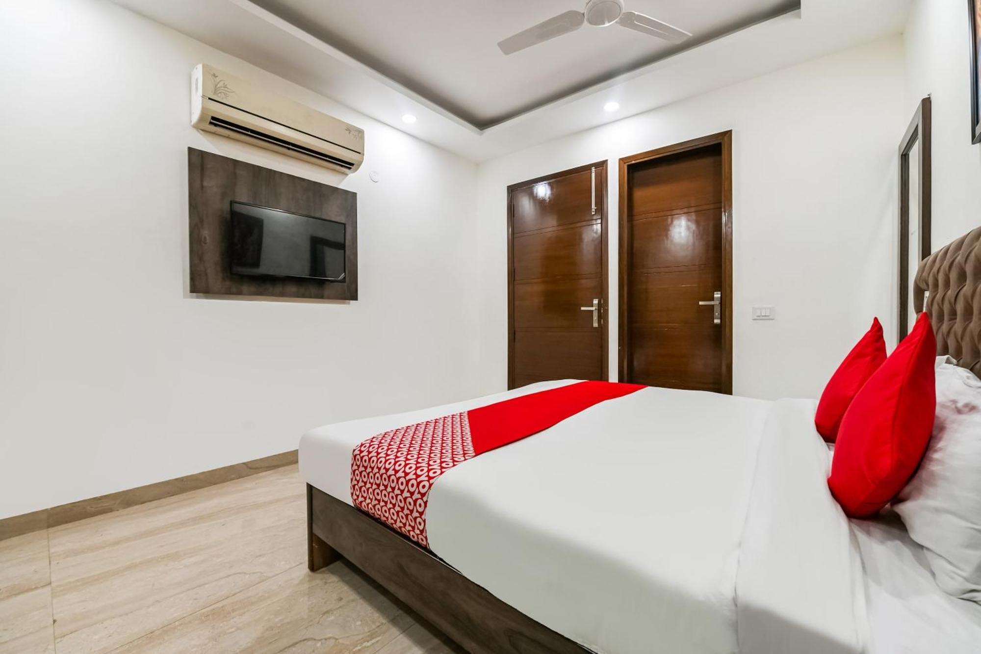 Hotel O Premium Rooms Chhatarpur New Delhi Bagian luar foto